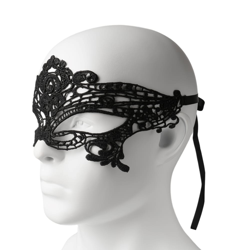 Seductive Lace Mask - Image 3